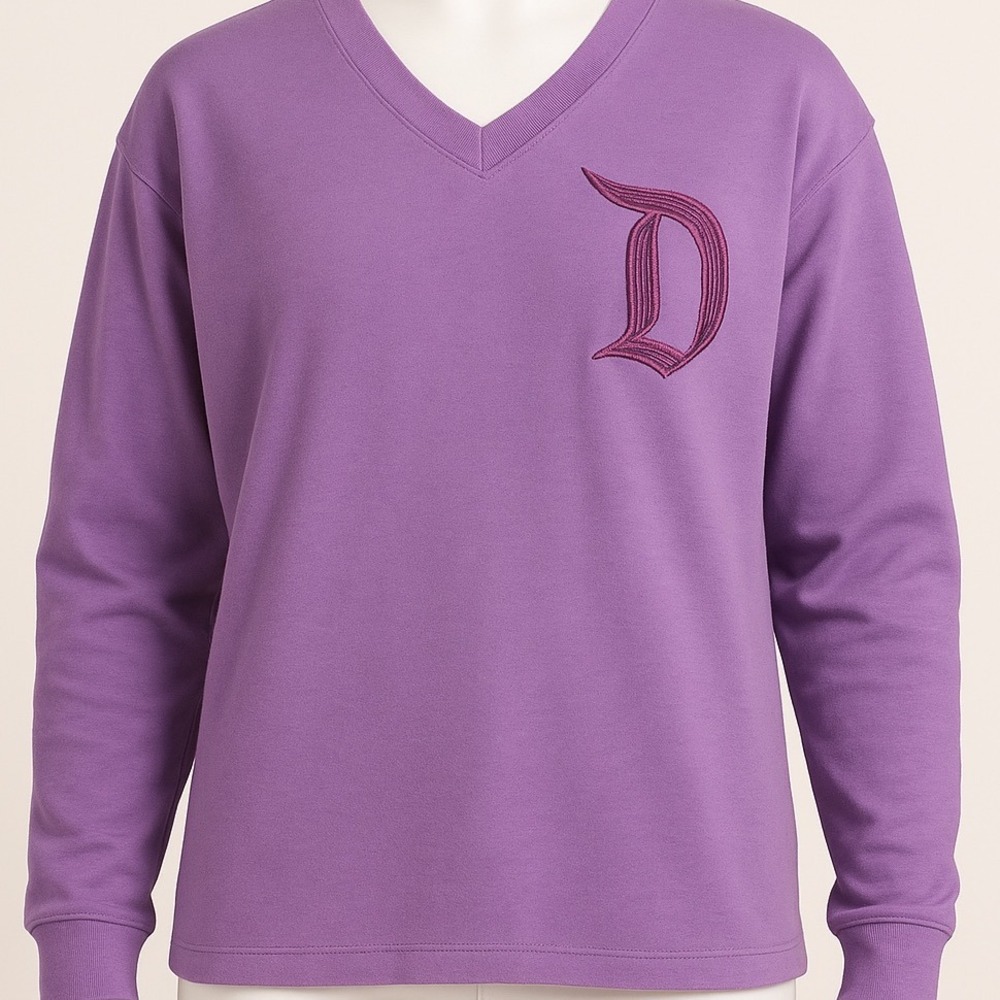 Disney Lavender Top Womens Purple Spirit Jersey Knit Casual Embroidered V-Neck‎